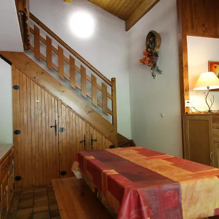 Cosy 5 Pers., Pied Des Pistes, Balcon Est, Proche Commerces, Parking & Services - Fr-1-572-94 *
